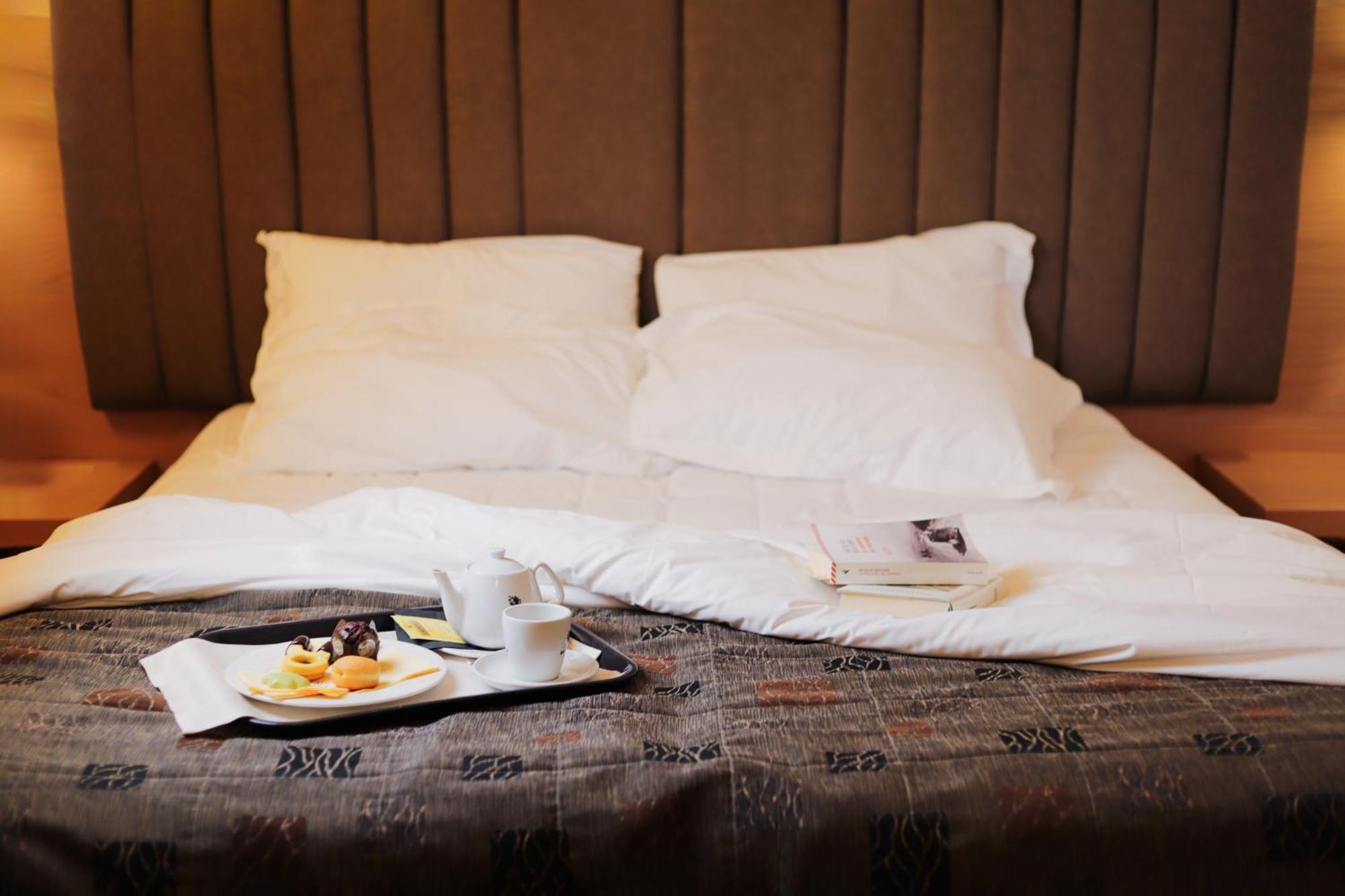 Relais Bellaria Hotel & Congressi سان لاتْسارو دي سافين المظهر الخارجي الصورة