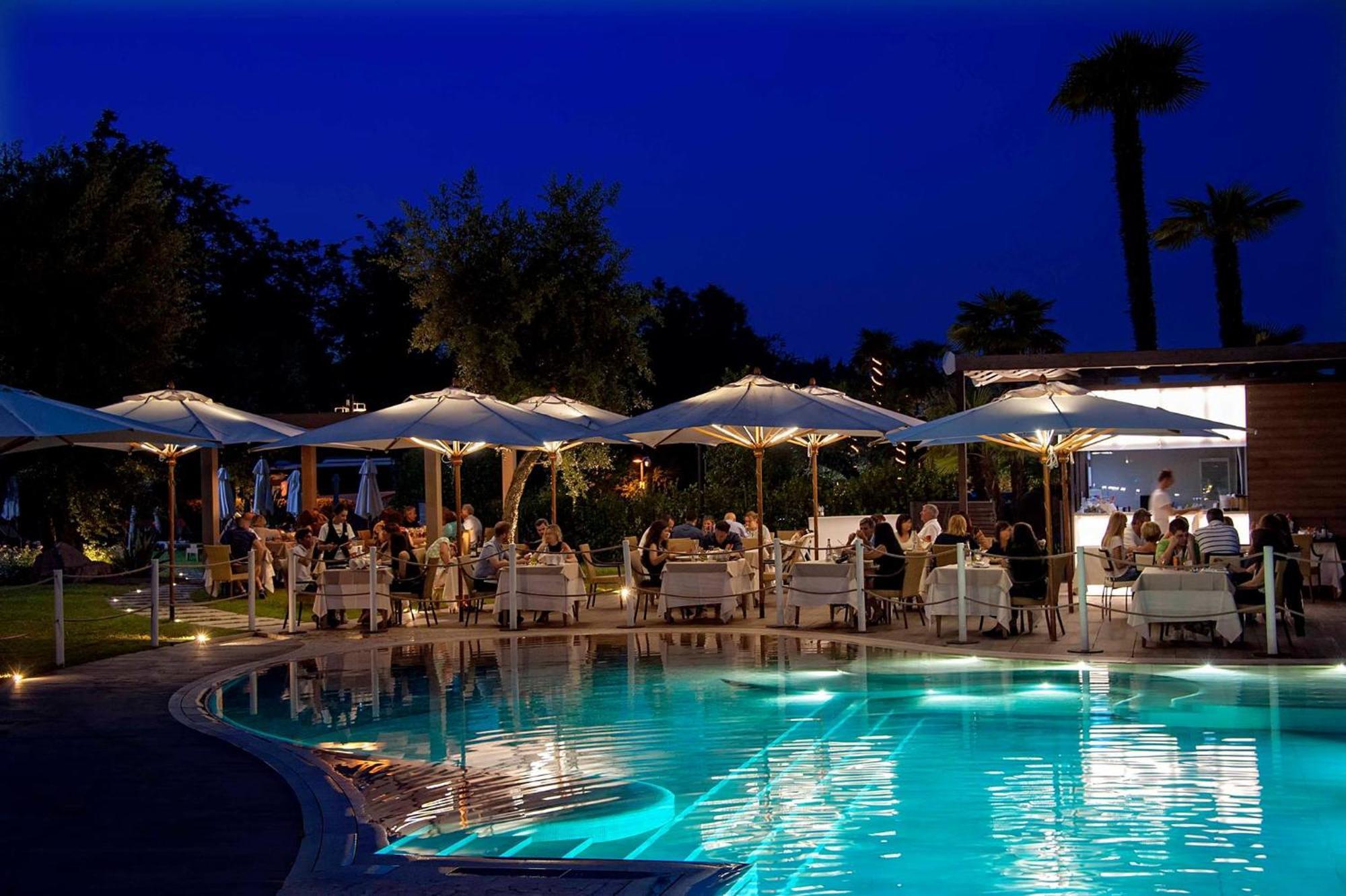 Relais Bellaria Hotel & Congressi سان لاتْسارو دي سافين المظهر الخارجي الصورة